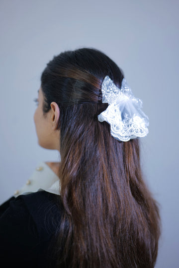 White Classy Lace Bow